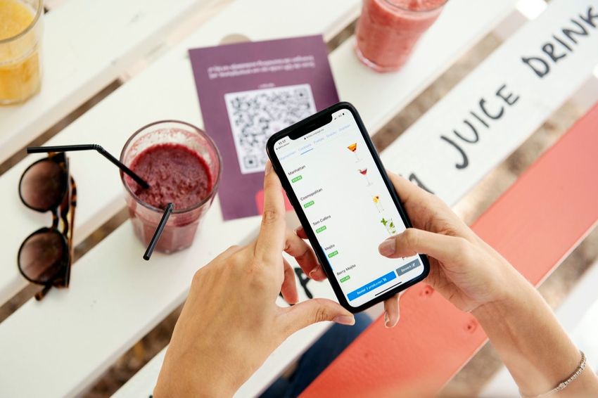 Your digital menu on the smartphone of your customer
